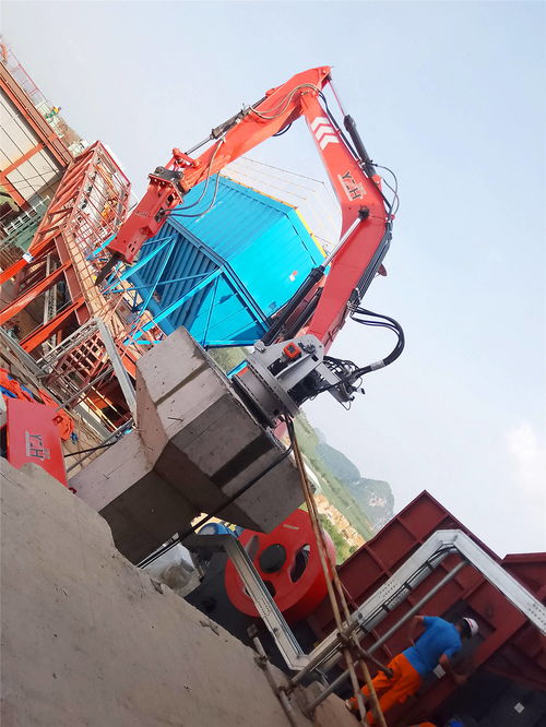 廣西建材廠生產(chǎn)線(xiàn)安裝固定式液壓破碎錘 優(yōu)化流程，提升效益